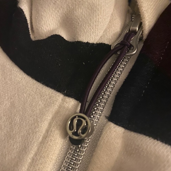 NEW Lulu Zip Up Hoodie - Picture 3 of 3